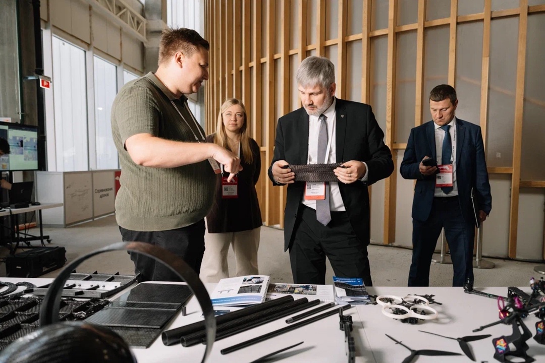 Минстрой России обсудил с экспертами вопросы применения беспилотных авиационных систем в строительстве и ЖКХ