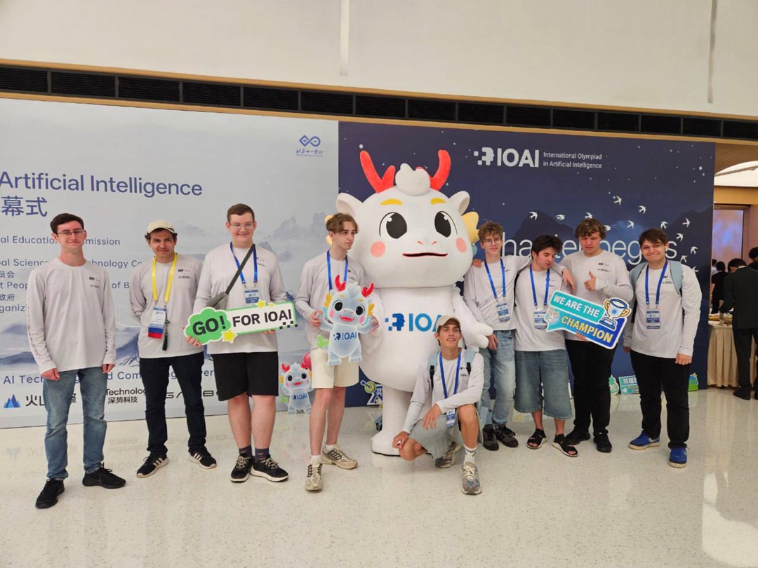 Российские школьники завоевали 6 золотых медалей на Международной олимпиаде по ИИ