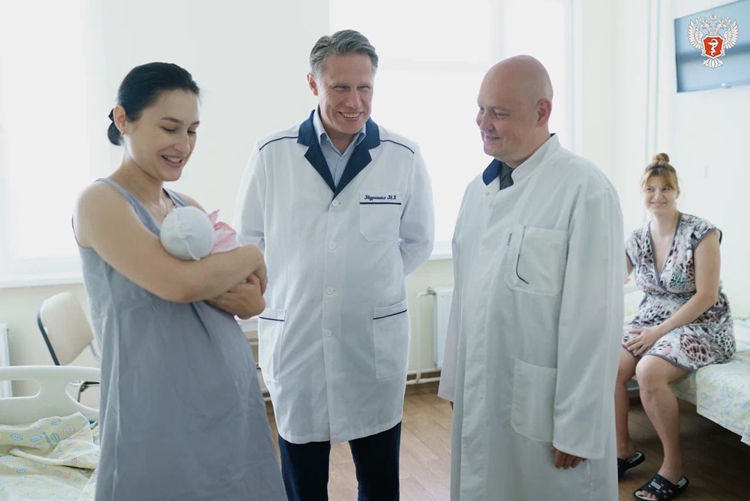 Роддом Севастополя получил новое оборудование по нацпроекту "Семья". По мнению пациенток, качество оказания медпомощи матери и ребенку растет