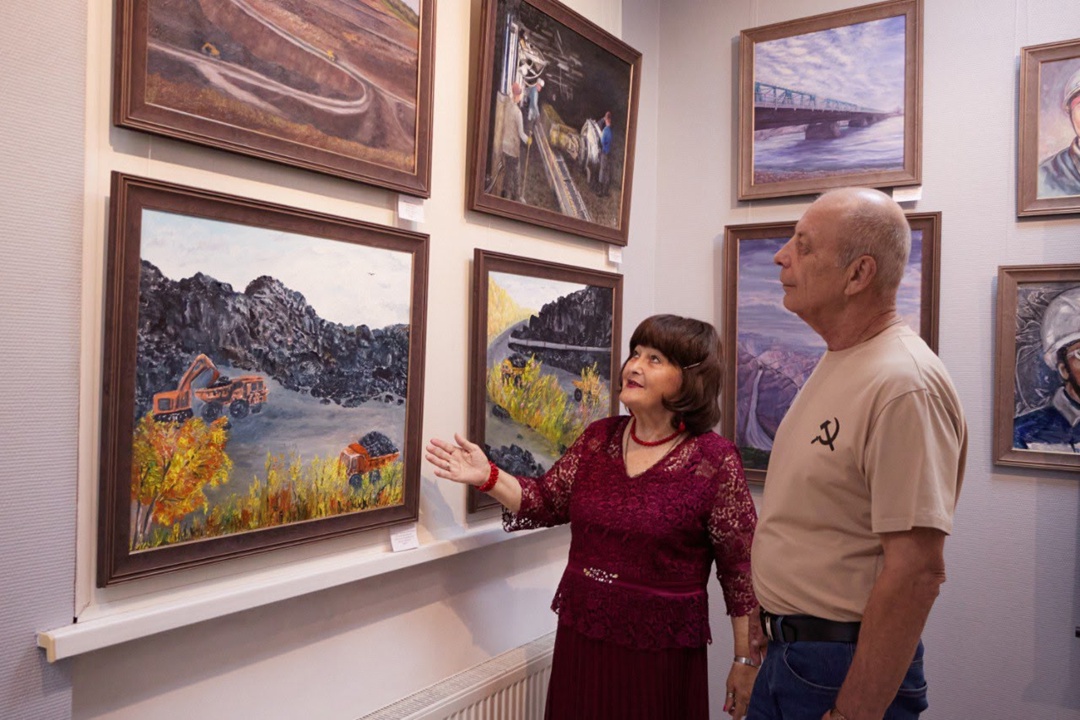 Шахтеры глазами художников В Междуреченском выставочном зале открылась удивительная выставка «Уголь – АРТ»