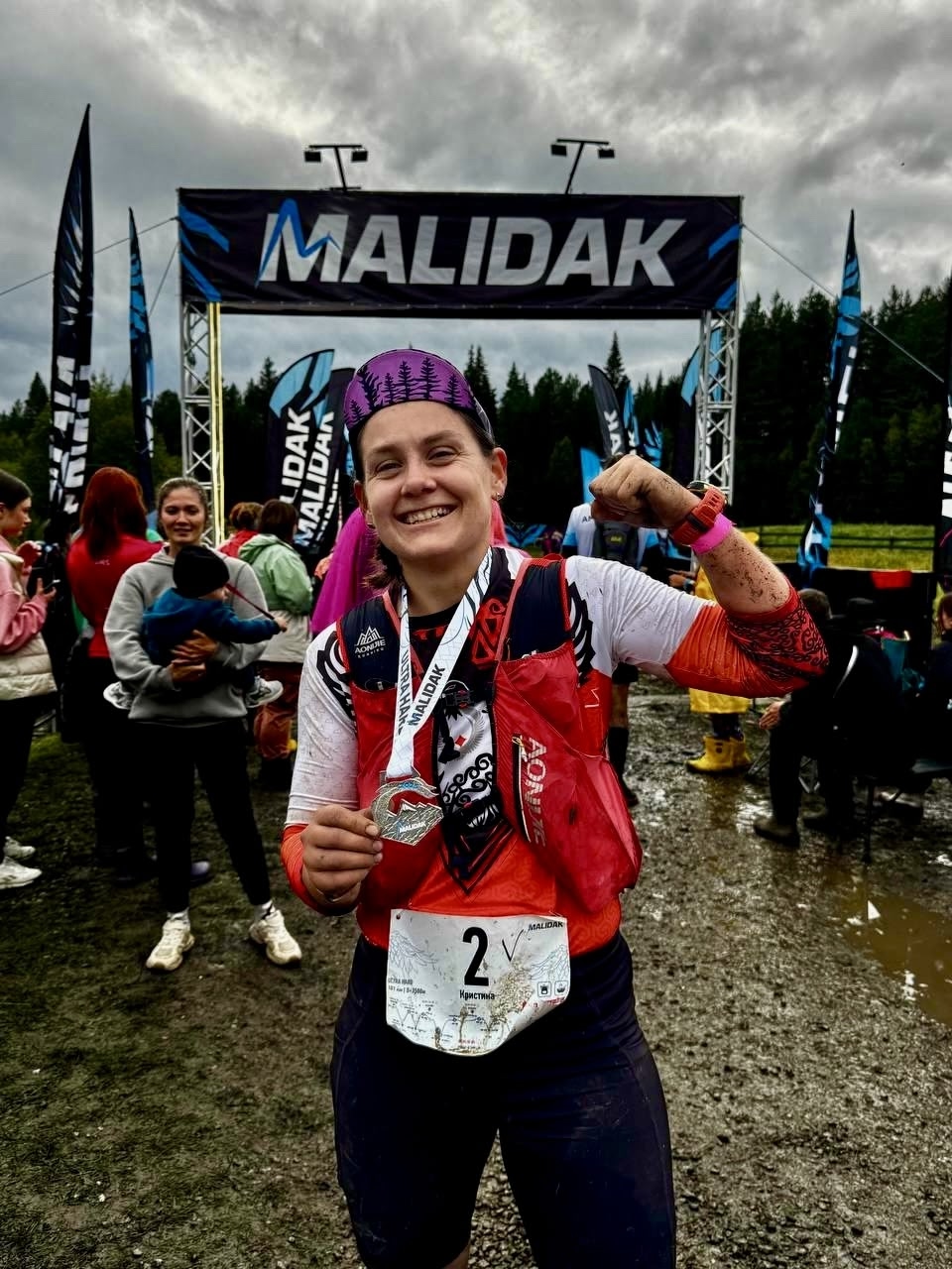 88 км по Уралу Лаборант геотехнических и экологических исследований научного института «Роснефти» Кристина Клейменова прошла 88 км по горам и взяла 3-е место…