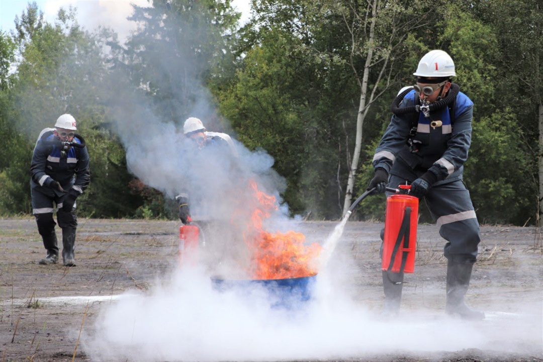 Соревнуются горноспасатели Продолжаются конкурсы «Лучший по профессии». На шахте «Распадская» состязались 7 вспомогательных горноспасательных команд