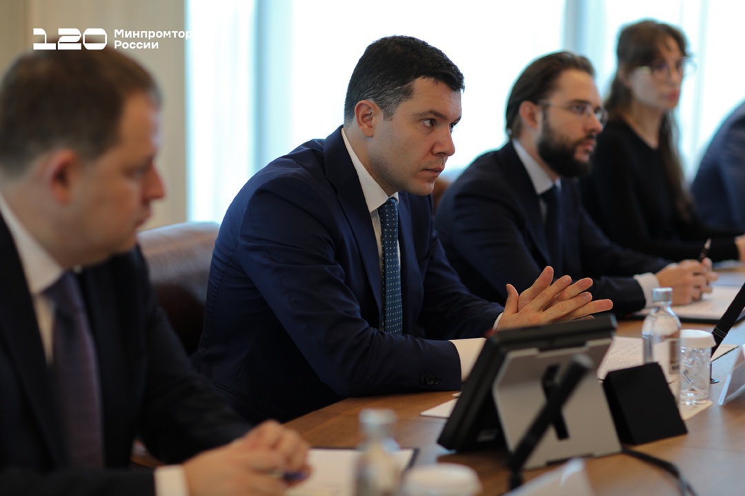 Антон Алиханов и Владислав Ховалыг обсудили развитие промышленности Республики Тыва