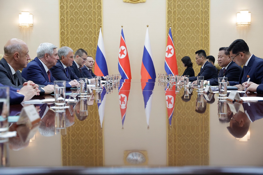 В Пхеньяне состоялась встреча Председателя Государственной Думы Вячеслава Володина и Председателя Президиума Верховного народного собрания Корейской…