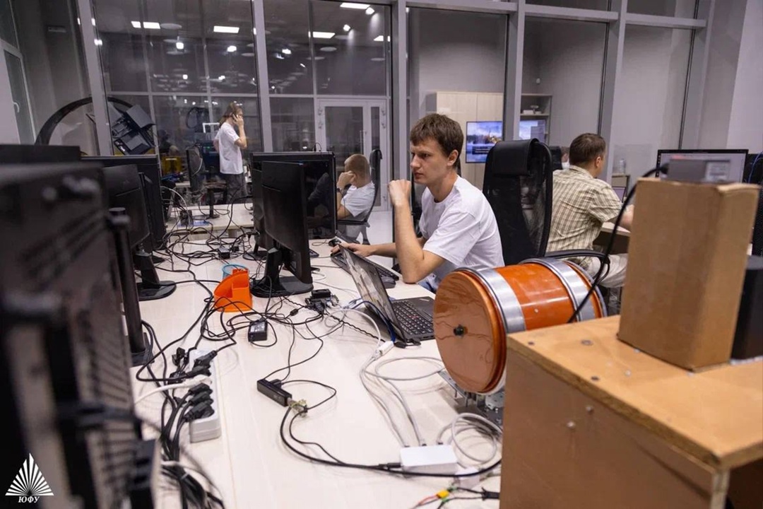 За год количество индустриальных партнеров у студенческих конструкторских бюро увеличилось вдвое
⠀
529 студенческих конструкторских бюро в 78 регионах России…