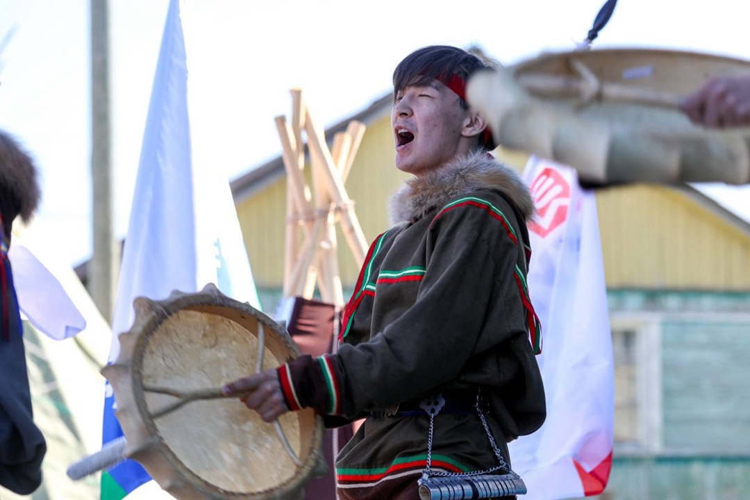 Праздник тружеников тундры При поддержке ЛУКОЙЛа в Ненецком автономном округе прошёл День оленевода.