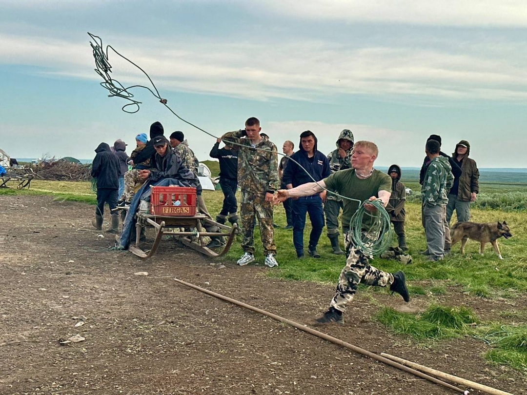 Праздник тружеников тундры При поддержке ЛУКОЙЛа в Ненецком автономном округе прошёл День оленевода.
