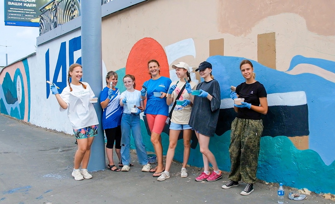 400 метров истории российской логистики: подарим Владивостоку уникальный мурал!