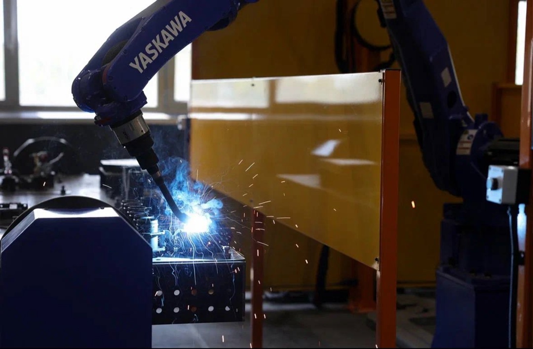 Максим Решетников оценил меры поддержки бизнеса и развитие ОЭЗ в Ростовской области.