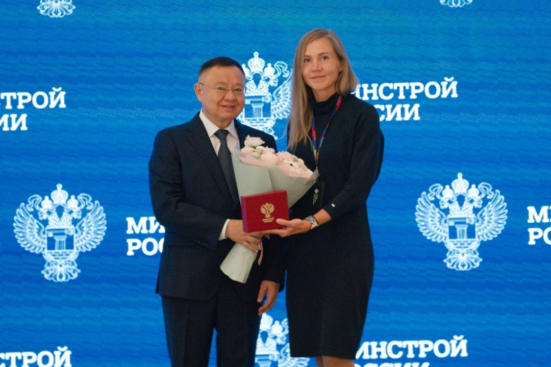 В Минстрое России прошло еженедельное оперативное совещание под председательством Министра строительства и ЖКХ РФ Ирека Файзуллина