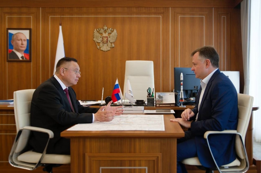 Глава Минстроя России Ирек Файзуллин провел рабочую встречу с врио Губернатора Ростовской области Юрием Слюсарем