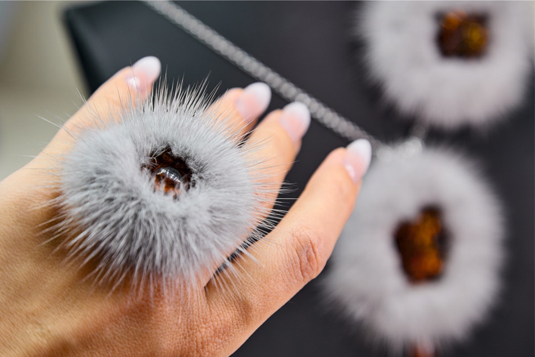 Подарок к Новому году жене? У Ростеха уже есть идеи