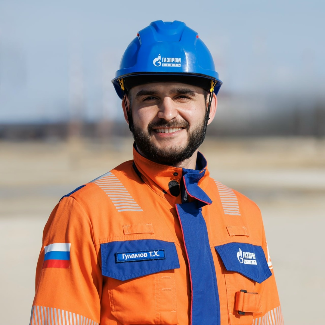 Превращение нефти в качественное топливо для вашего автомобиля начинается по пути из скважины