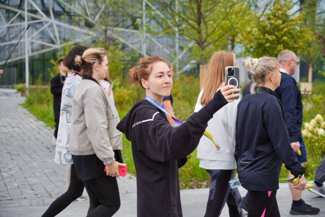 Для участников Всероссийского форума «Развитие малых городов и исторических поселений» провели беговую экскурсию