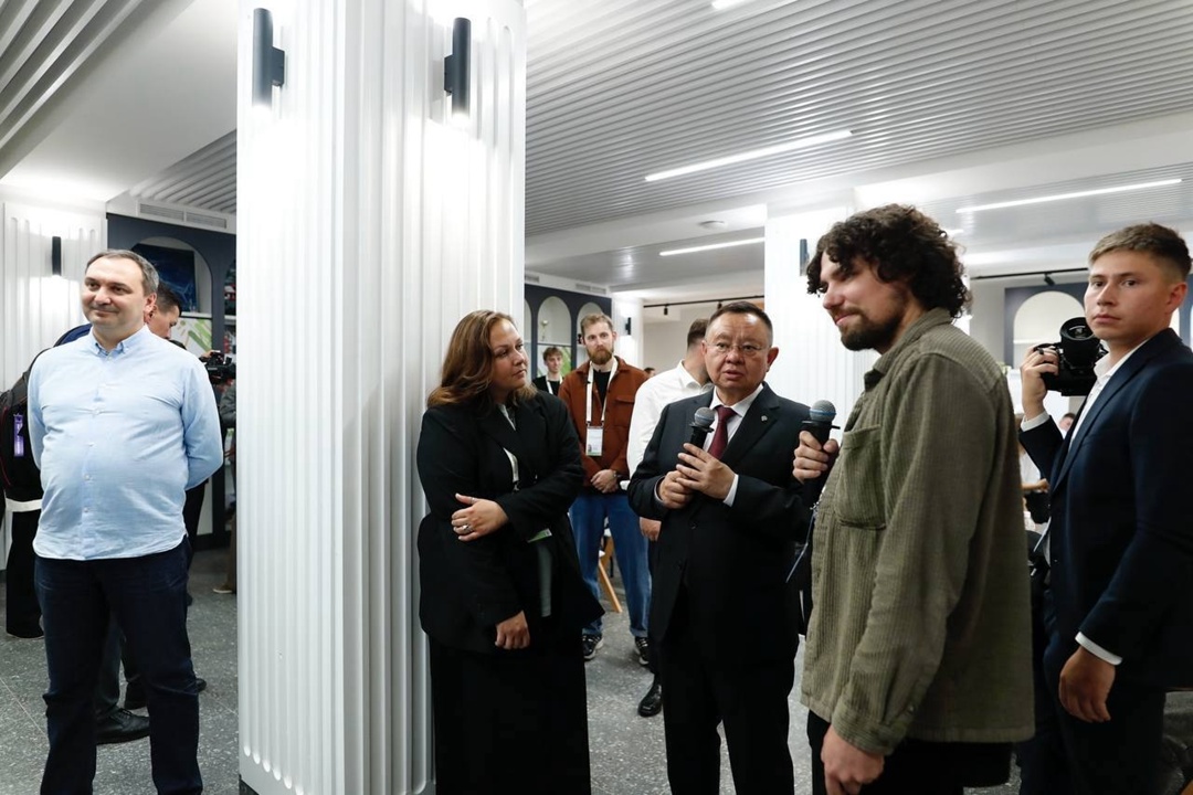 Глава Минстроя России Ирек Файзуллин поддержал идею создания Координационного совета по вовлечению молодежи в развитие городских пространств