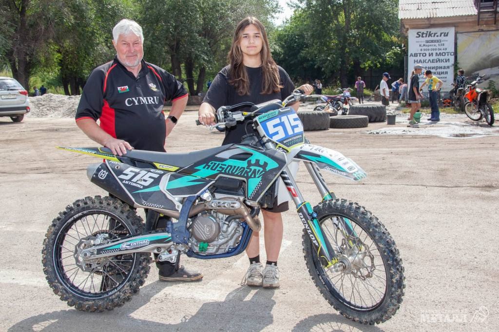 ММК помогает спортсменам. Магнитогорская спортсменка Антонина Недавняя завоевала серебро Кубка России по мотокроссу среди женщин (12+)