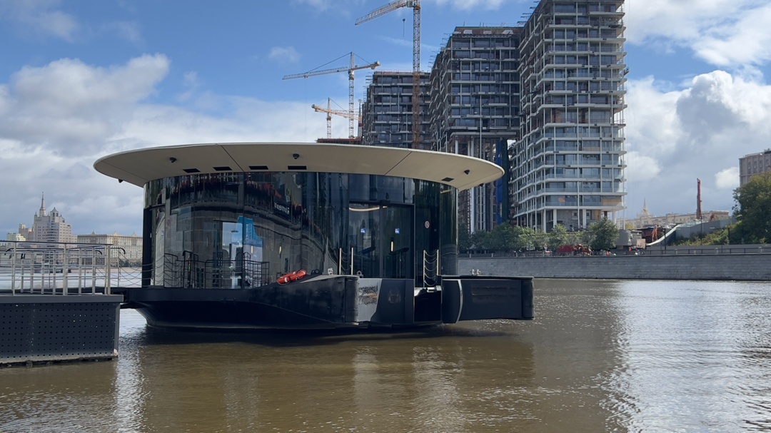 По воде как посуху! «Пермская судоверфь» модернизировала строительство плавучих остановок Ecostation, аналогов которым нет в мире