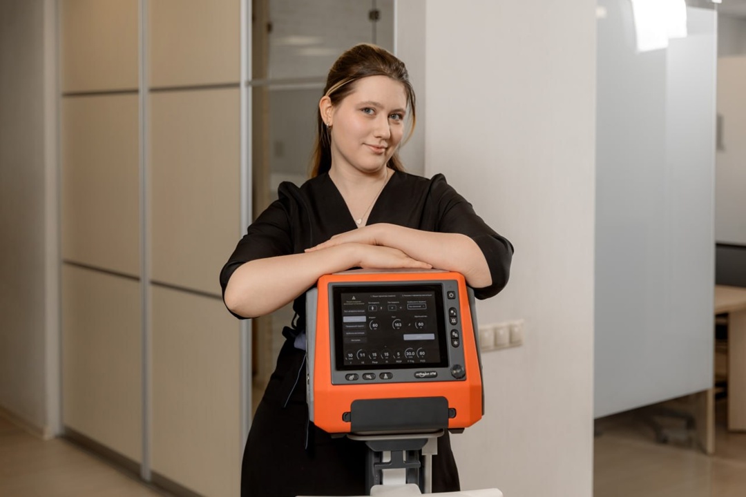 Ростех планирует начать серийный выпуск аппаратов ИВЛ «Мобивент Арм»