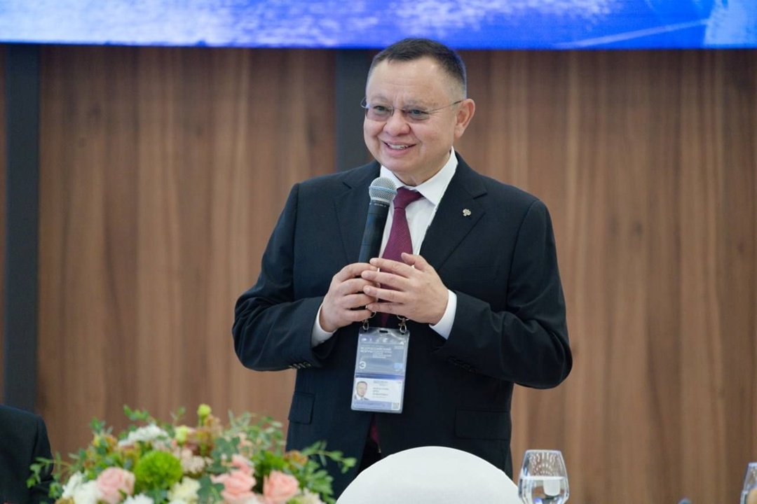 В рамках Всероссийского форума «Развитие малых городов и исторических поселений» состоялся деловой завтрак «Малый город - среда роста» с главой Минстроя России…