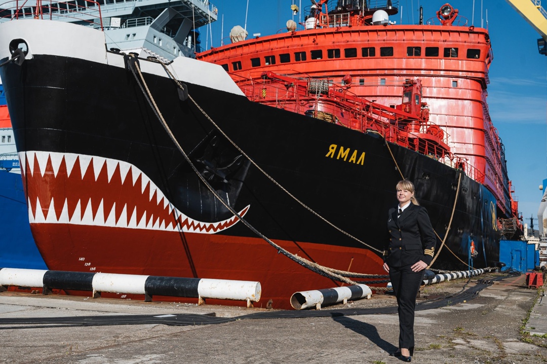 Первая в мире женщина-капитан атомного ледокола работает в России!