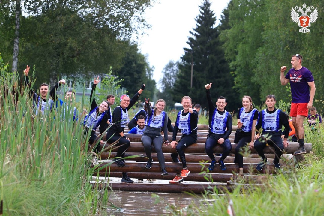 «Здоровье начинается с личного примера!»: сотрудники федерального центра Минздрава России приняли участие в забеге «Гонка Героев»