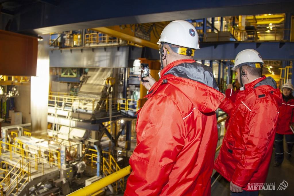 Туризм в касках. ММК притягивает всех