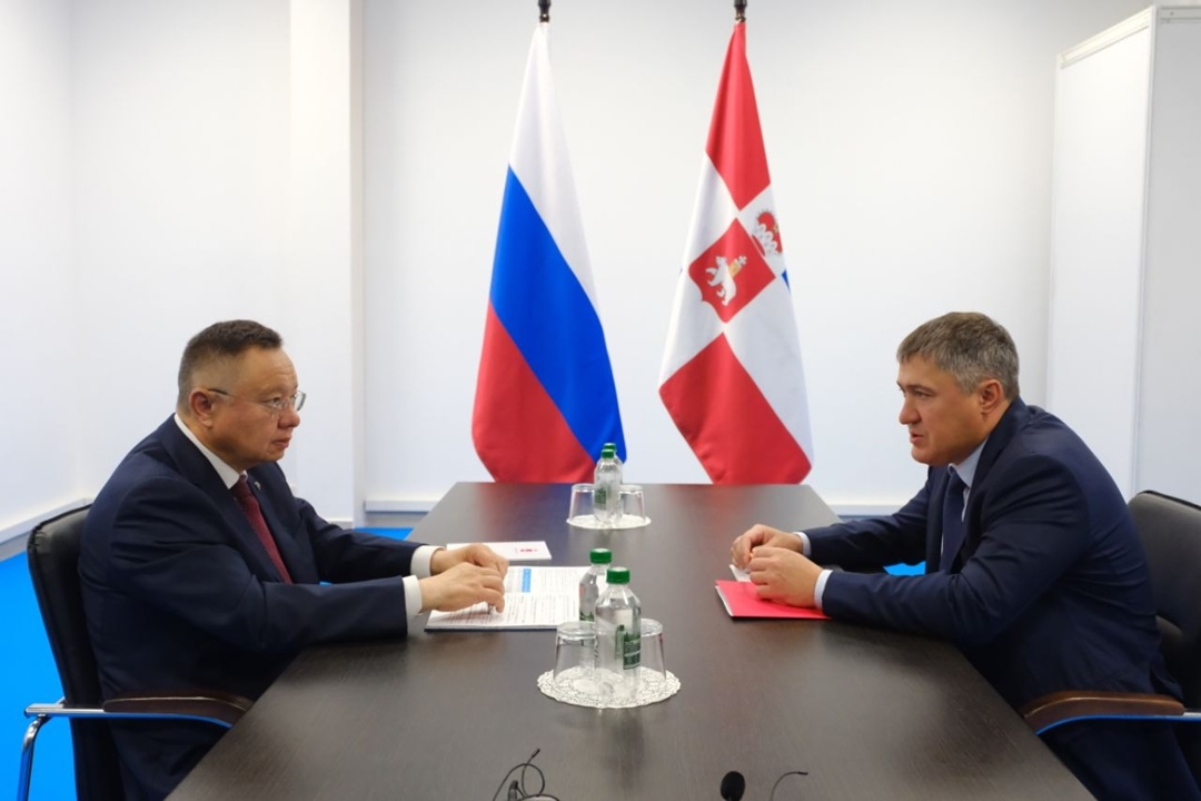 В Перми состоялась рабочая встреча Министра строительства и ЖКХ РФ Ирека Файзуллина и Губернатора Пермского края Дмитрия Махонина
