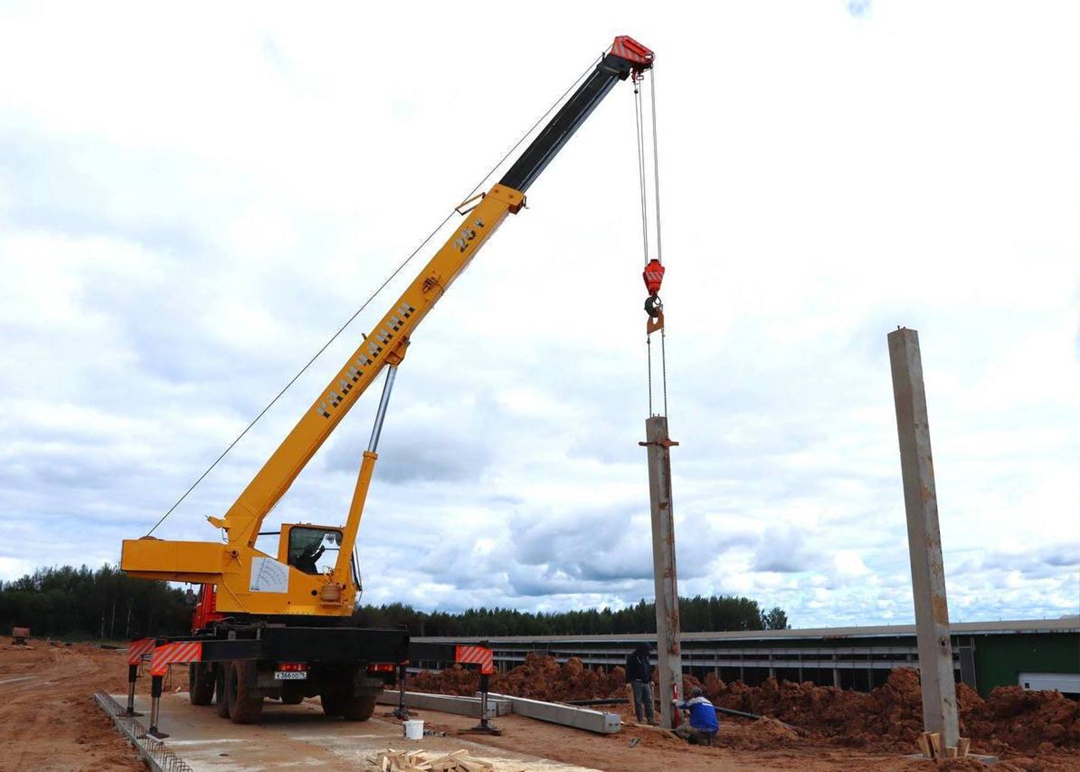 Компания «Красный маяк» начала строительство молочно-товарного комплекса на 4 тыс. голов КРС в Ярославской области, сообщил губернатор региона Михаил Евраев в…