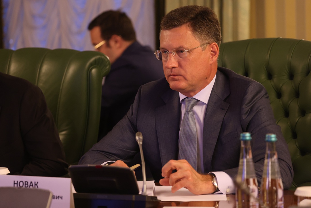 Александр Новак провел заседание штаба по ситуации на внутреннем рынке нефтепродуктов.