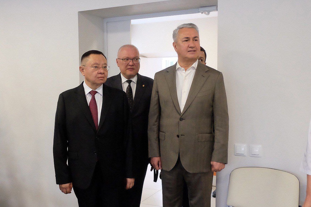 В ходе рабочего визита в Кировскую область Глава Минстроя России Ирек Файзуллин посетил объекты социальной инфраструктуры