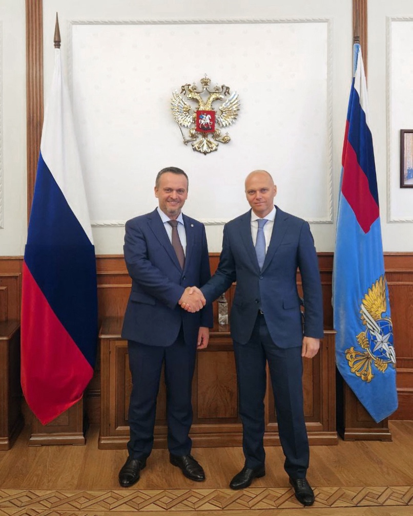 Министр транспорта Андрей Никитин встретился с губернатором Калининградской области Алексеем Беспрозванных