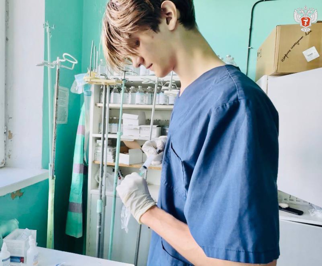 Студенты Ярославского ГМУ Минздрава России успешно завершили практику в Запорожской области