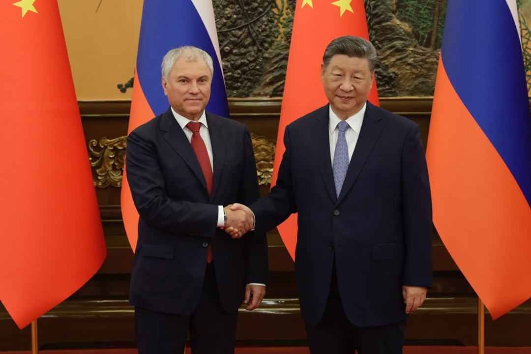 В Пекине Председателя Государственной Думы Вячеслава Володина ( принял Председатель КНР Си Цзиньпин.