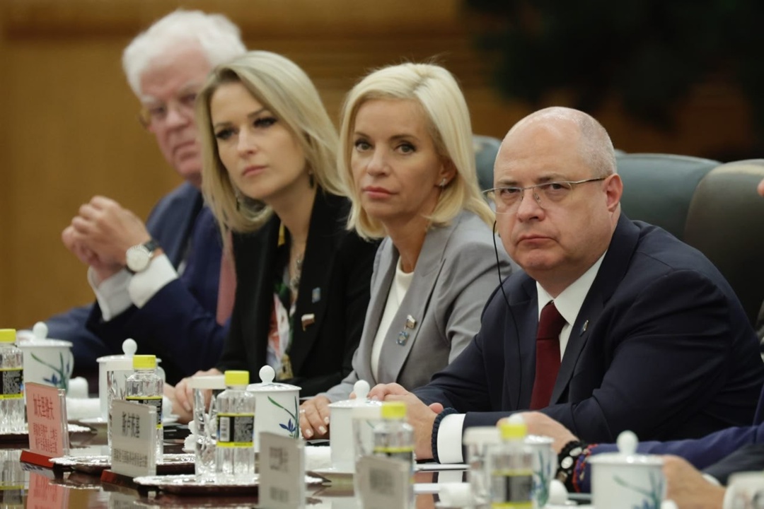 В Пекине Председателя Государственной Думы Вячеслава Володина ( принял Председатель КНР Си Цзиньпин.