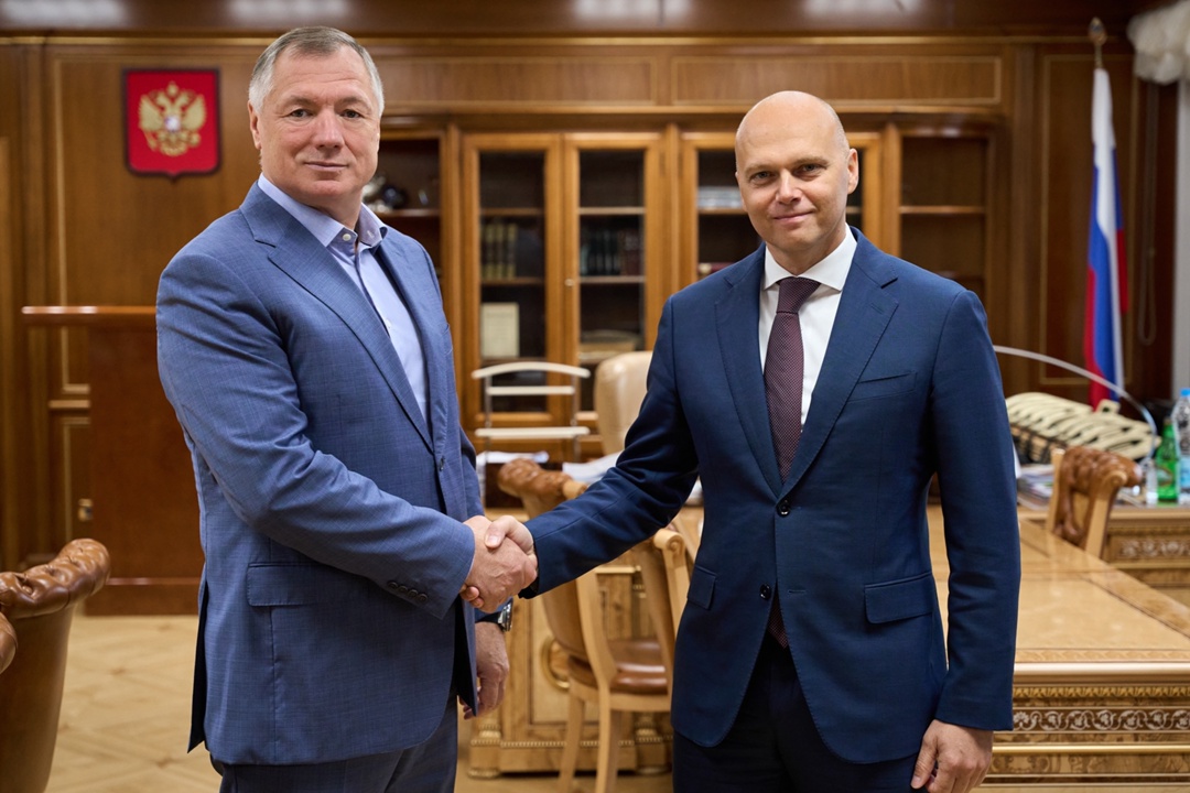 Марат Хуснуллин провел встречу с губернатором Калининградской области Алексеем Беспрозванных.