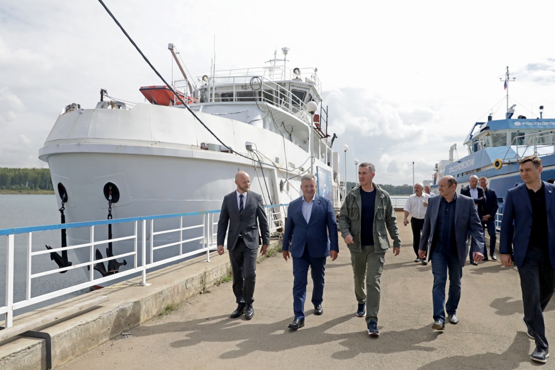 Дмитрий Патрушев: Наша задача – формирование безопасной среды для жизни людей и сохранение экосистемы Байкала.