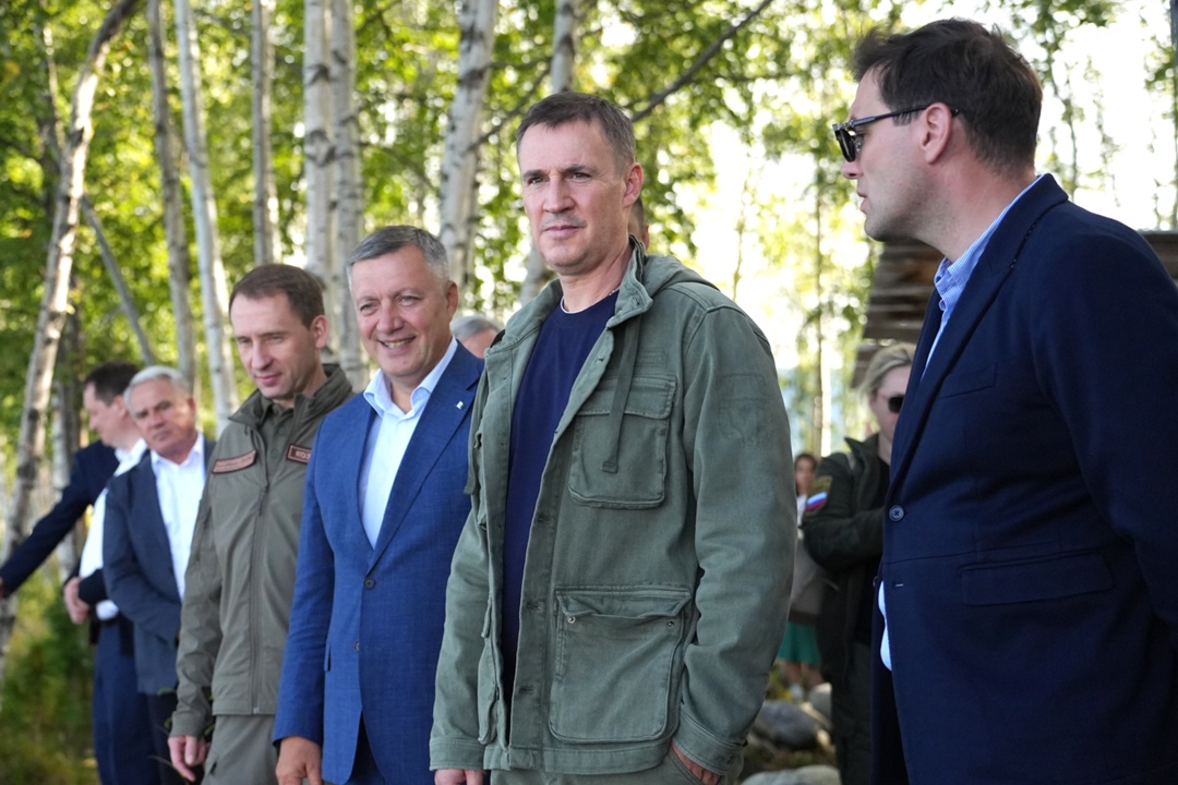 Дмитрий Патрушев: Наша задача – формирование безопасной среды для жизни людей и сохранение экосистемы Байкала.