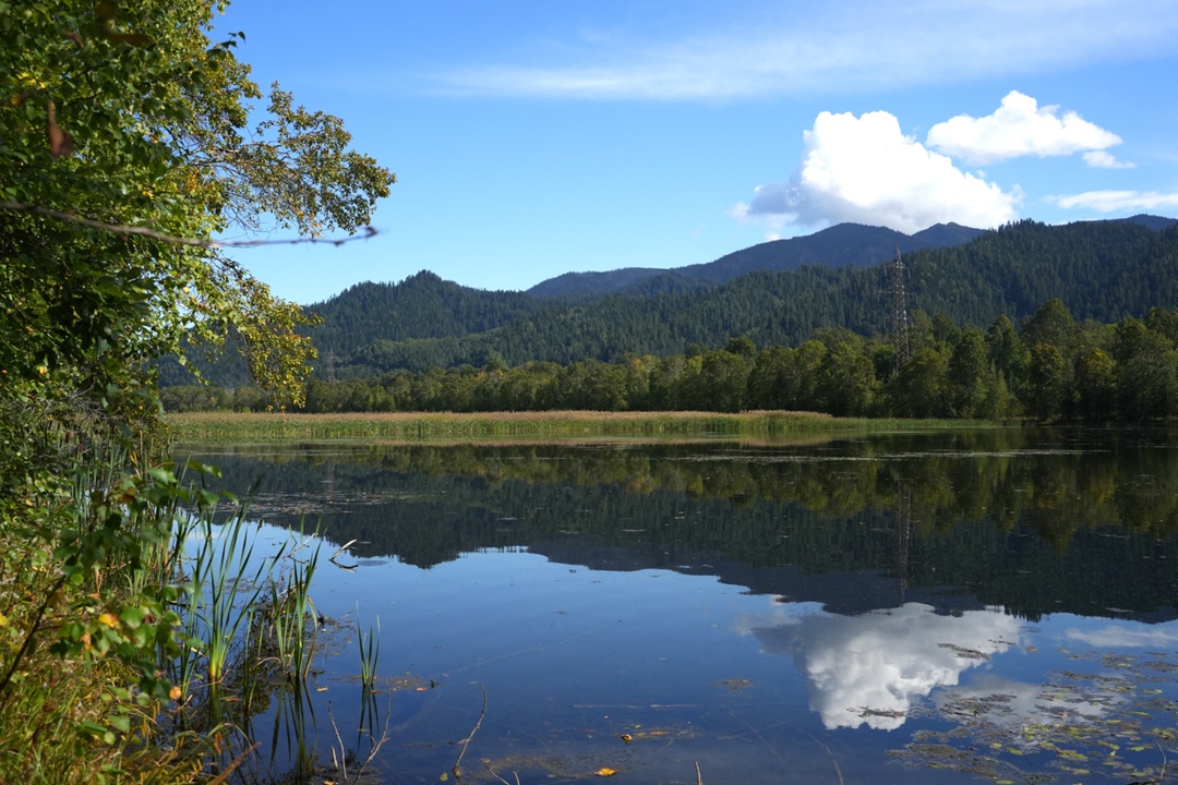 Дмитрий Патрушев: Наша задача – формирование безопасной среды для жизни людей и сохранение экосистемы Байкала.