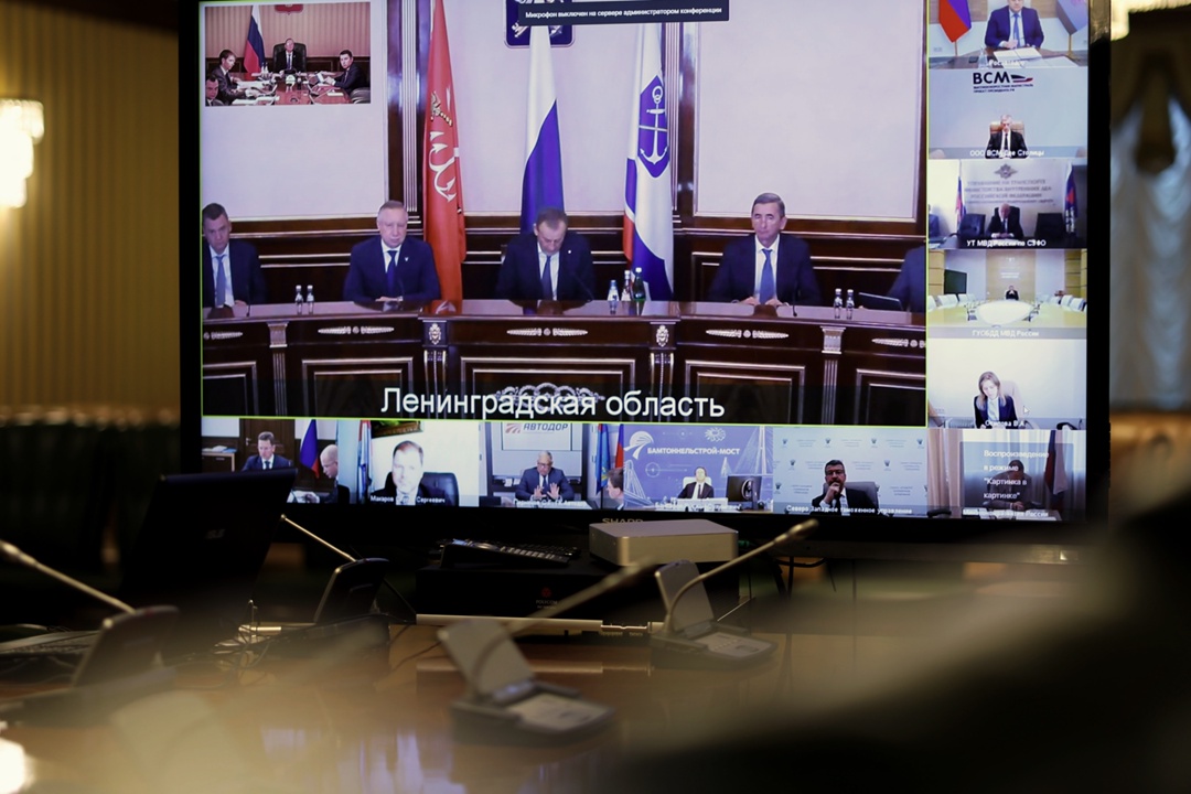 Виталий Савельев провел заседание координационного совета по развитию транспортного комплекса Санкт-Петербурга и Ленинградской области.