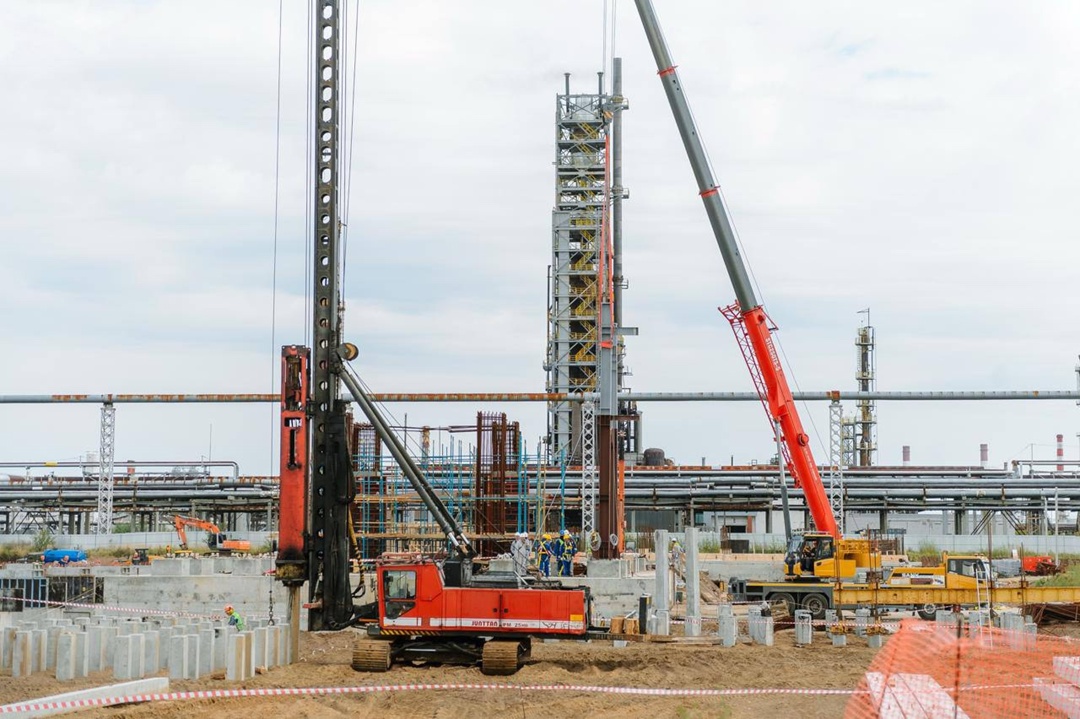 ЛУКОЙЛ приступил к строительству комплекса каталитического крекинга на Пермском НПЗ