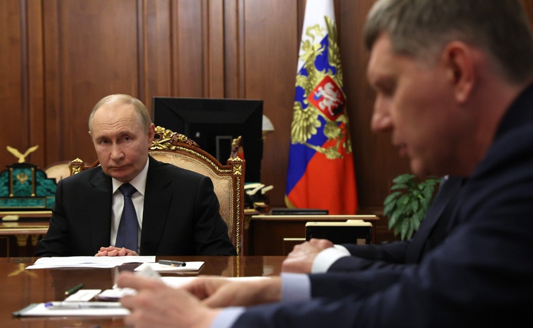 Максим Решетников доложил Владимиру Путину о ходе летнего туристического сезона и мерах по повышению качества услуг в сфере туризма — главное: