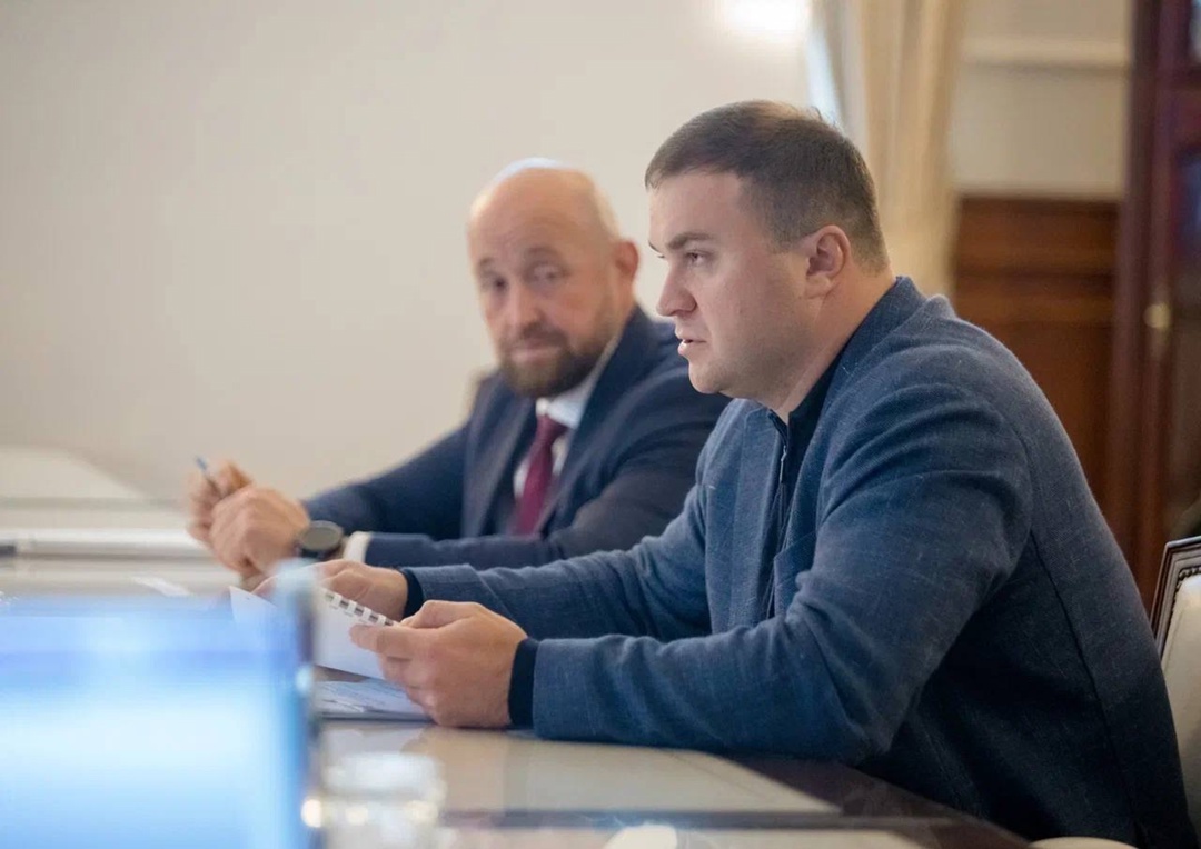 Министр транспорта Андрей Никитин встретился с губернатором Омской области Виталием Хоценко