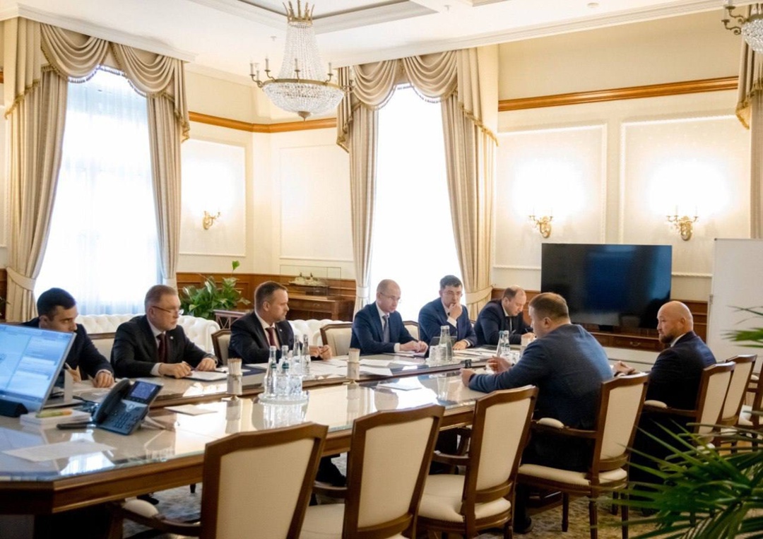 Министр транспорта Андрей Никитин встретился с губернатором Омской области Виталием Хоценко