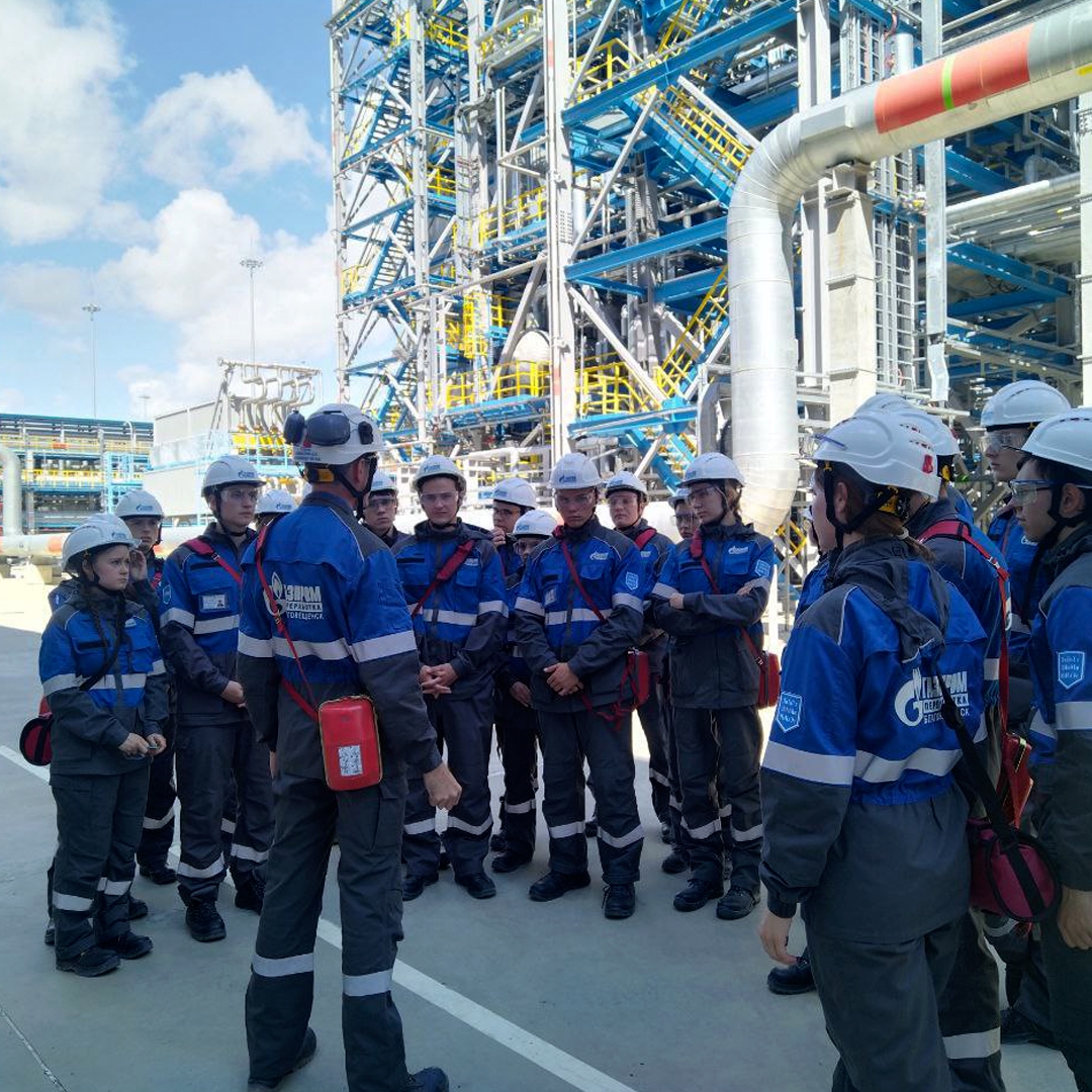 Студенты ведущих российских вузов провели часть лета в «Газпроме»