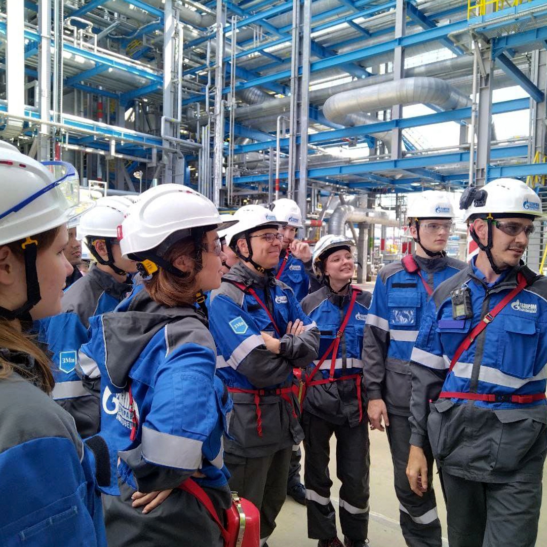 Студенты ведущих российских вузов провели часть лета в «Газпроме»