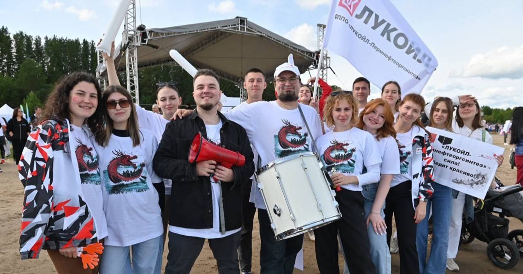 XVI чемпионат ЛУКОЙЛа по гребле на лодках класса «Дракон»: