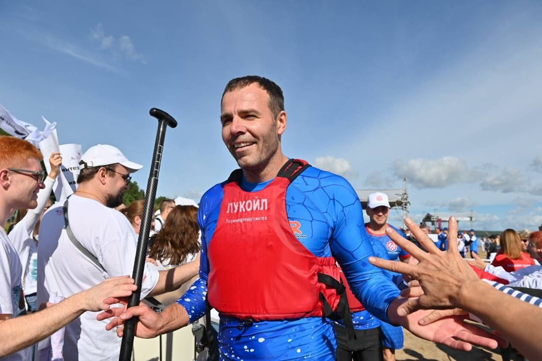 XVI чемпионат ЛУКОЙЛа по гребле на лодках класса «Дракон»: