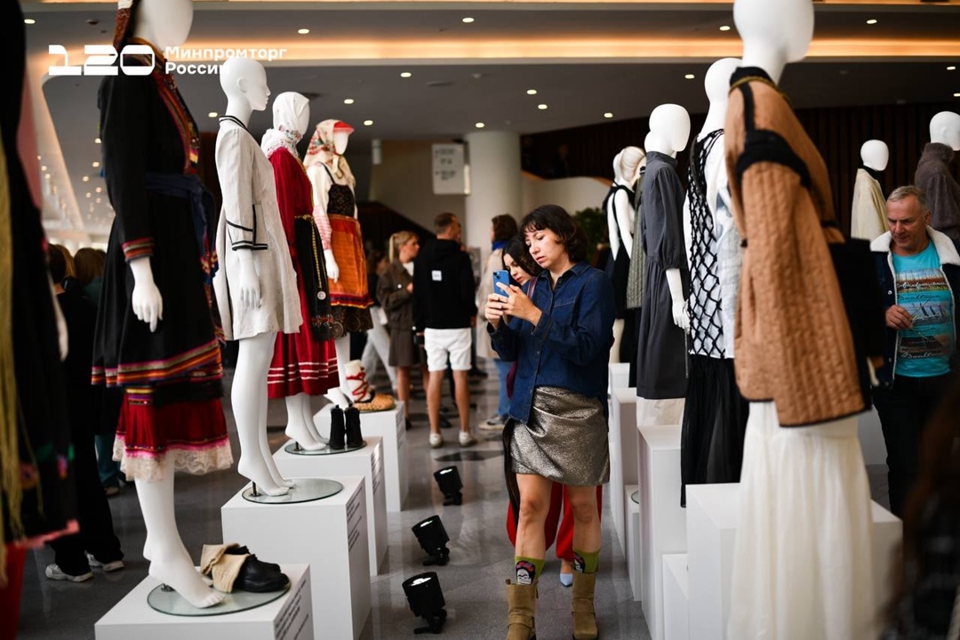 Антон Алиханов принял участие в «Саммите моды БРИКС+»