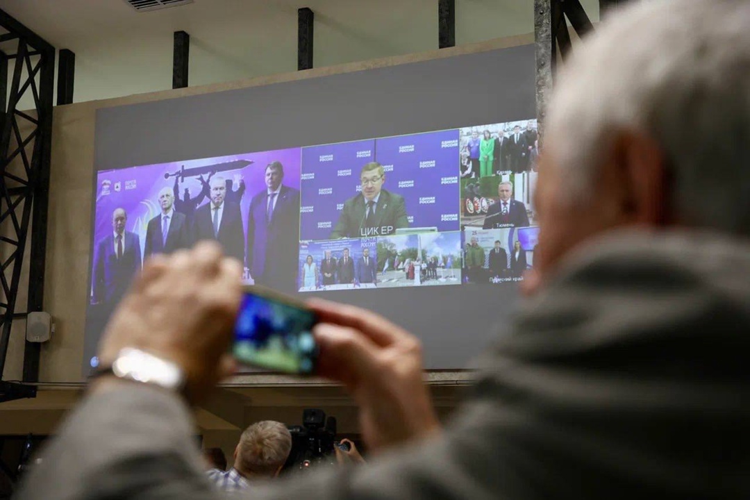 Магнитка теперь на марке! Филателисты ждали этого момента давно — и вот он настал: у Магнитогорска появилась собственная почтовая марка!