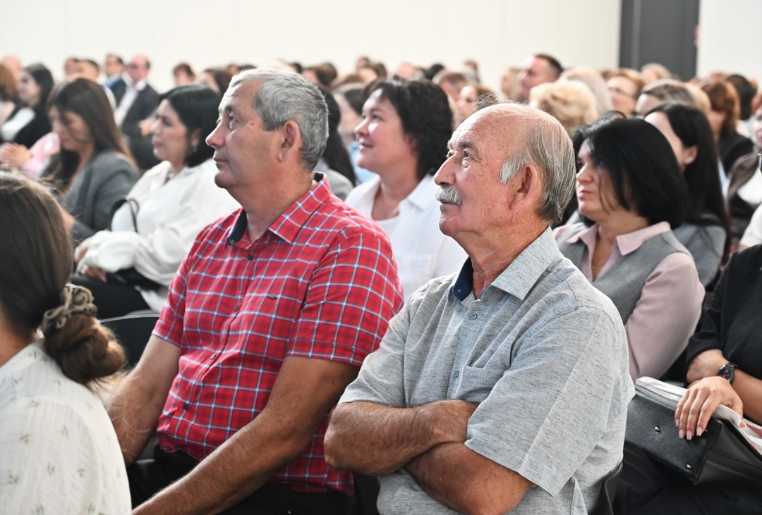 Уроки будущего: от кинолент до нейросетей